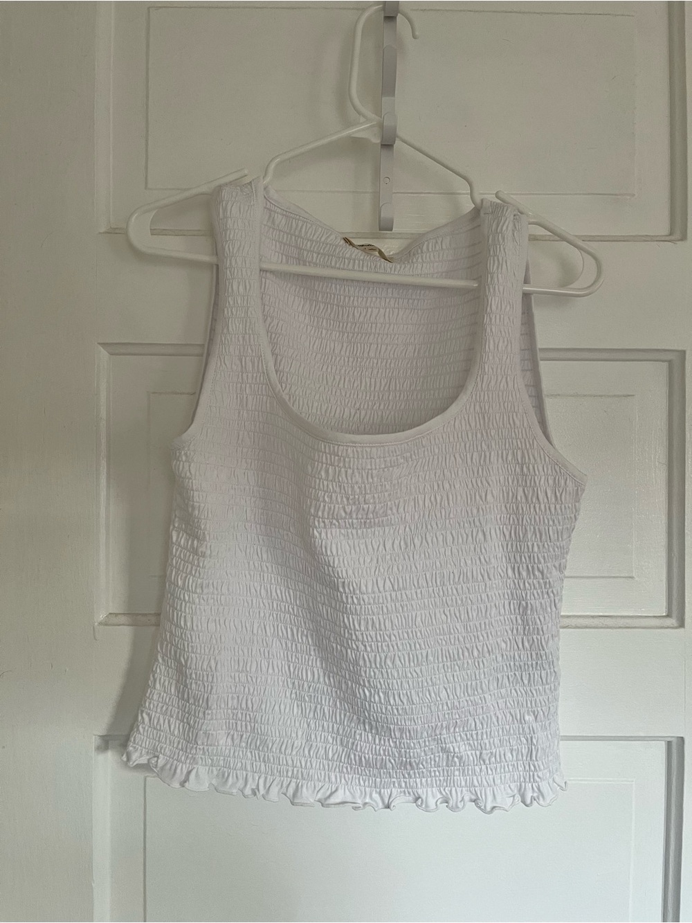 NWOT Madewell scoopneck smocked tank
